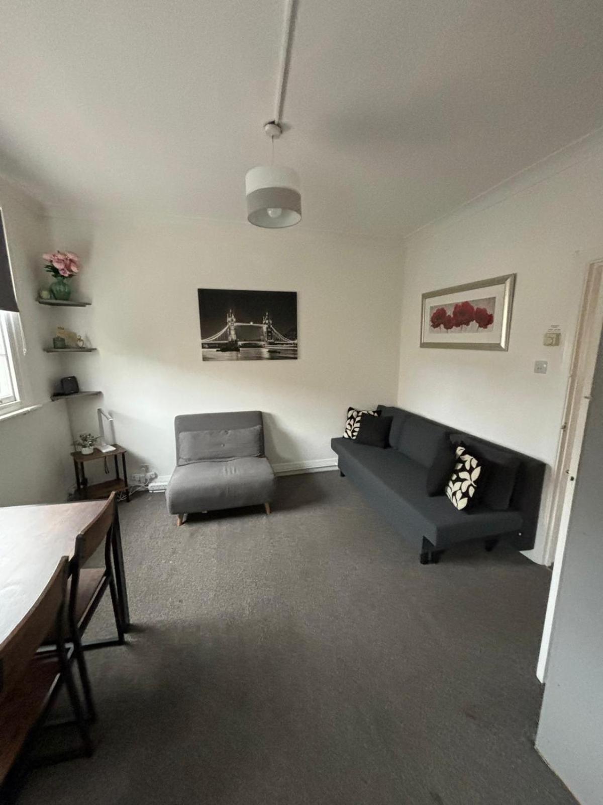Appartamento Flat In The Heart Of Camden Town Londra